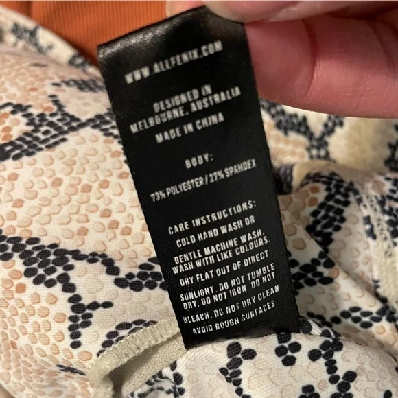 All Fenix White Python Sports Bra Size Small - Picture 7 of 7